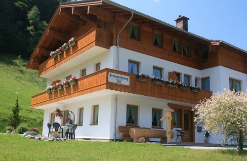 Ramsau Apartment | Ferienwohnung Watzmann, 2-4 Personen, 55 qm, Balkon, 2 Schlafzimmer
