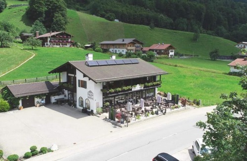 Ramsau Apartment | Ferienwohnung Gipfelglück, 2-5 Personen, 60 qm, TV, 2 Schlafzimmer, Dachgeschoss