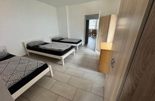 Uebach-Palenberg Apartment | Ferien- & Monteurwohnung zentral 1
