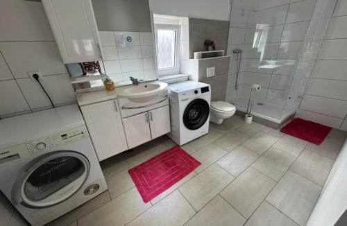 Uebach-Palenberg Apartment | Ferien- & Monteurwohnung zentral 1