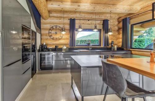 Falkau House | Ferienblockhaus Schwarzwald - Luxus Chalet mit Sauna & Whirlpool