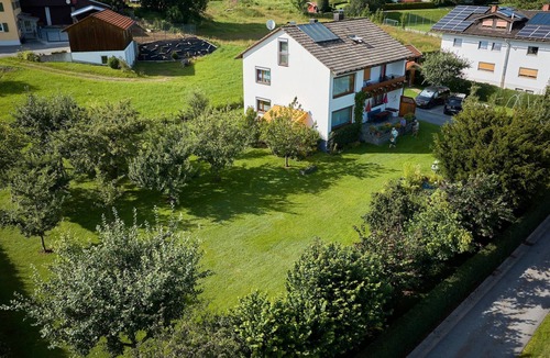 Lindberg Apartment | Feriendomizil mit großem Garten und Grillmöglichkeit
