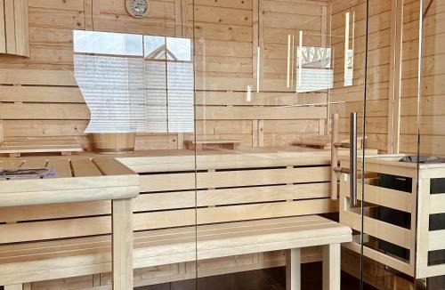 Krummin Apartment | Ferienhäuser Ankerplatz 1 und 2 Usedom mit Sauna, Kamin und Garten