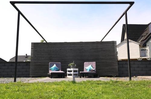 Molschow House | Ferienhaus 100 m² mit Kamin & WLAN in Zecherin