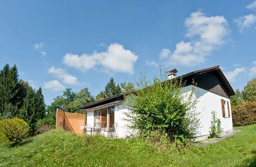 Schwarzenbach House | Ferienhaus 42-f mit gut Ausgestatter Küche und Garage - Ferienhäuser im Feriendorf Weissensee im