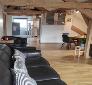 Achslach Apartment | Ferienhaus am Bach