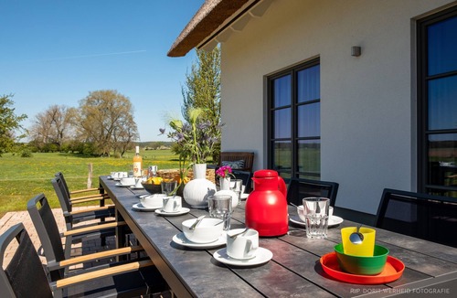 Stolpe b. Anklam Cottage | Ferienhaus Antonín Dvorak - Inseldomizil Stolpe - Urlaub Unter Reet auf Usedom