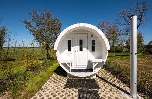 Stolpe b. Anklam Cottage | Ferienhaus Antonín Dvorak - Inseldomizil Stolpe - Urlaub Unter Reet auf Usedom