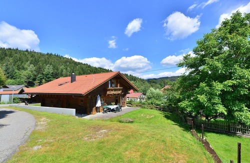 Regenhutte House | Ferienhaus aus Holz in der Nähe des Skigebiets