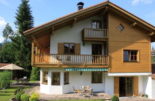 Kruen House | Ferienhaus für 6 Gäste mit 195m² in Krün