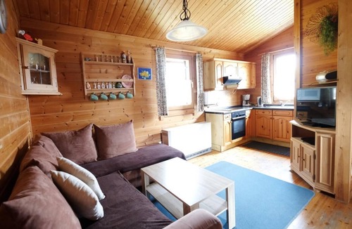 Viechtach House | Ferienhaus Jägerpark Viechtach 14, indoor pool, Wi-Fi and energy costs included