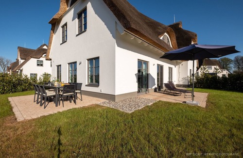 Stolpe auf Usedom Cottage | Ferienhaus Lasse Thoressen - Inseldomizil Stolpe - Urlaub Unter Reet auf Usedom