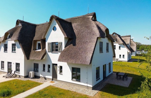 Stolpe b. Anklam Cottage | Ferienhaus Leonard Bernstein - Inseldomizil Stolpe - Urlaub Unter Reet auf Usedom