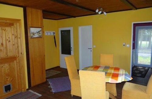 Roding Apartment | Ferienhaus Thom in Neubäu am See