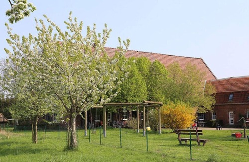 Enniger Apartment | Ferienhof Schwienhorst - Ferienwohnung Bauernstübchen. 1-7 Pers