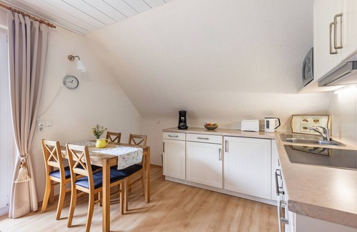 Niederlandenbeck Apartment | Ferienhof Schade Apartment Hahn – Cozy Family Retreat with 2 Bedrooms