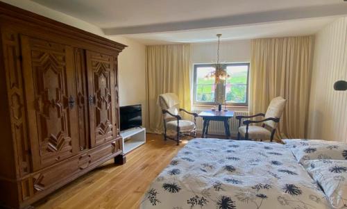 Gohrisch Apartment | Ferienparadies im Alten Pfarrhaus - Fewos für 2 - 6 Personen - Gartensauna - Parkplätze