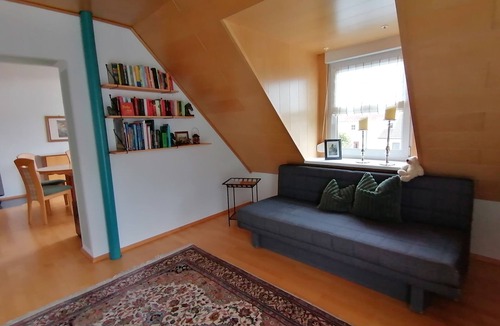 Neuburg Apartment | Ferienwohnung Dorfzauber mit Kirchblick in dem Dörfchen Joshofen