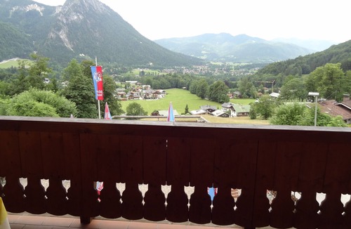 Schoenau am Koenigssee Apartment | Ferienwohnung Nr. 2, 2-4 Personen, 55 qm, mit extra Schlafzimmer, Wohn-/Schlafraum und Balkon