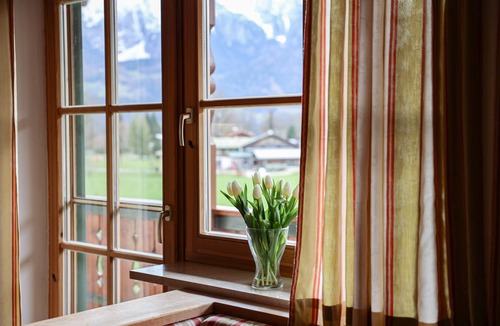 Schoenau am Koenigssee Apartment | Ferienwohnung 1, 2 Personen, Balkon, 50 qm, Wohn- und Schlafraum getrennt