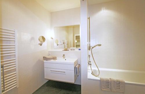 Garmisch-Partenkirchen Apartment | Ferienwohnung Am Kurpark - Wohnung 1,60qm-