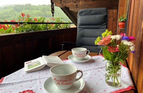 Aschau im Chiemgau Apartment | Ferienwohnung 68 qm mit zwei Schlafzimmern und großem Balkon°