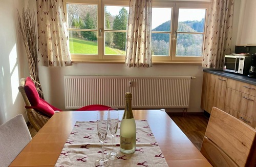 Aschau im Chiemgau Apartment | Ferienwohnung 73 qm, Separates Schlafzimmer und West-balkon, App. 25