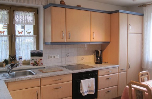 Bischofswiesen Apartment | Ferienwohnung 2-4 Personen, ca. 65 qm, 1 Schlafzimmer, Wohnzimmer, Küche mit Essecke, Balkon