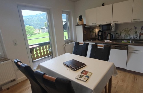 Anzenbach Apartment | Ferienwohnung 5, 1 Schlafzimmer, 1 Wohn-schlafraum, Küche, Bad-seperates WC