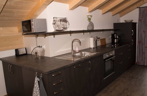 Inzell Apartment | Ferienwohnung 5 "Bäckeralm" für 4 Personen, 2 Schlafzimmer, Balkon, 95 m²