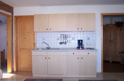 Teisendorf Apartment | Ferienwohnung 60QM für 4 Pers., 2 Schlafzimmer, 1 Wohnküche, Balkon, Dusche/WC