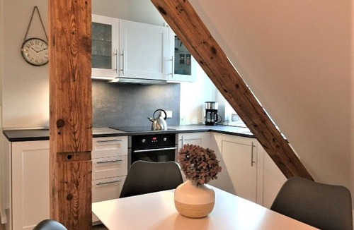 Babelsberg Nord Apartment | Ferienwohnung, 68qm mit 1 Schlafraum, Dachterrasse und Sauna für max. 4 Personen