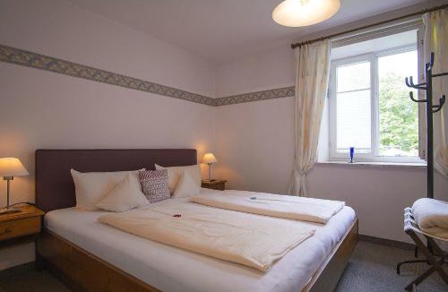 Bad Faulenbach Apartment | Ferienwohnung Alpenrose