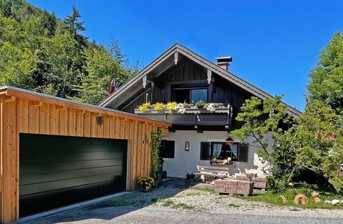 Kiefersfelden Apartment | Ferienwohnung am Idyllischen Kieferbach