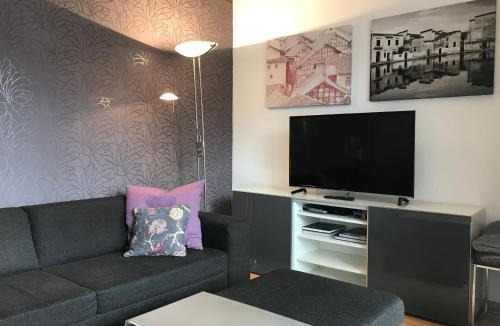 Enzisweiler Apartment | Ferienwohnung am Hopfengarten - helle 2 Zimmer Maisonette mit großem Balkon