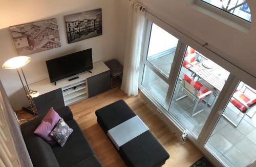 Enzisweiler Apartment | Ferienwohnung am Hopfengarten - helle 2 Zimmer Maisonette mit großem Balkon