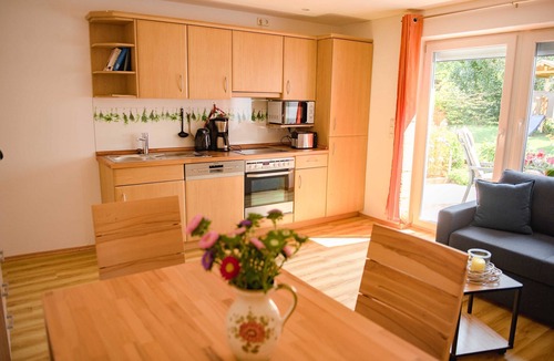 Feldafing Apartment | Ferienwohnung Am Jägerberg, Feldafing in Bayern