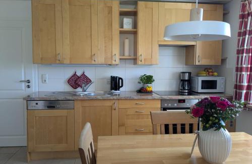 Chieming Apartment | Ferienwohnung am Krebsbach