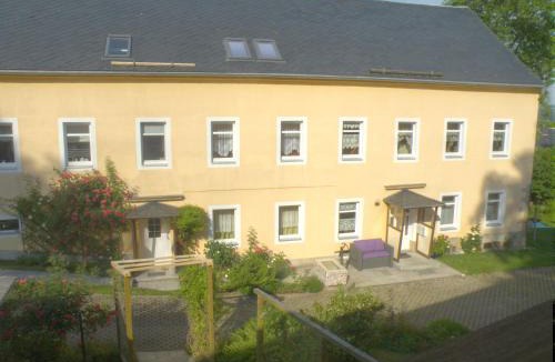 Lichtenhain Apartment | Ferienwohnung Am Lindenbaum