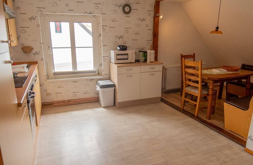 Kroeslin Apartment | Ferienwohnung an der Marina - Ferienwohnung