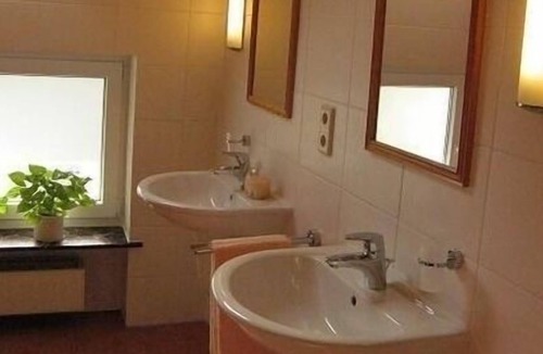 Bernlohe Apartment | Ferienwohnung/app. für 4 Gäste mit 70m² in Bernlohe