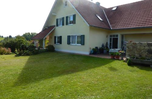 Schoensee Apartment | Ferienwohnung Aschka