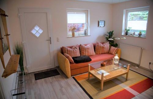 Balm Apartment | Ferienwohnung Balm mit Terrasse im Garten und WLAN