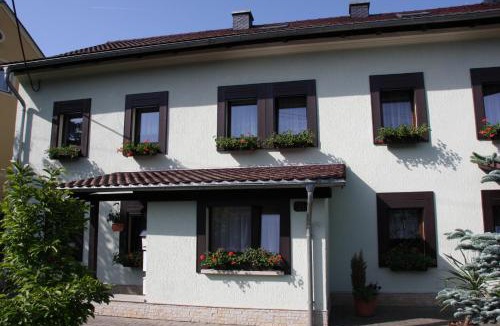 Cunnersdorf Apartment | Ferienwohnung Bayer