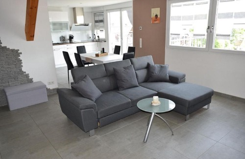 Zirndorf Apartment | Ferienwohnung Blaßneck