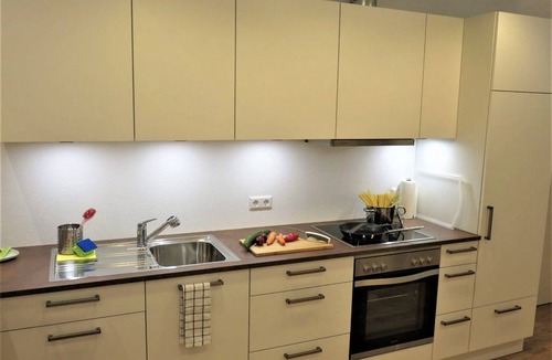 Weilheim Apartment | Ferienwohnung "Black Forest", 53qm, 2 Schlafzimmer, max. 4 Personen