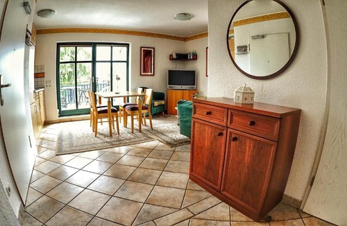 Gross Zicker Apartment | Ferienwohnung Boddenblick