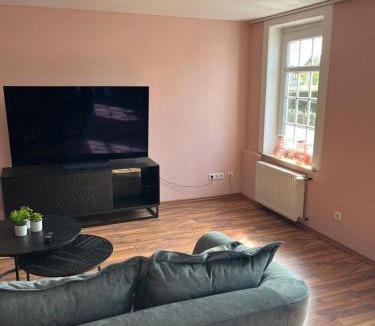Arnsberg Apartment | Ferienwohnung Breitenbruch nahe Möhnesee & Arnsberg