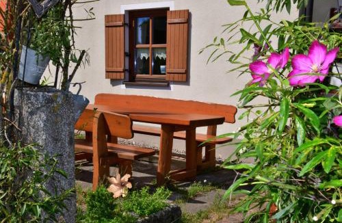 Pullenreuth Apartment | Ferienwohnung Burgerhof