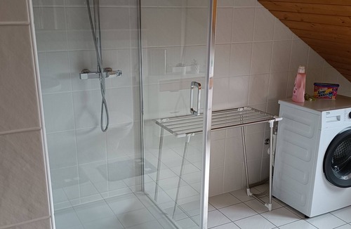 Wolnzach Apartment | Ferienwohnung "dachgeschoss Schmuckstück" - 65qm-herrlicher Ausblick